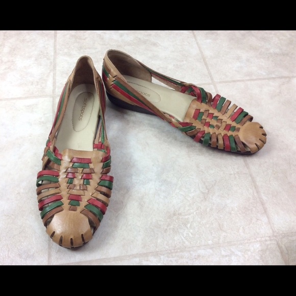 naturalizer fisherman sandals